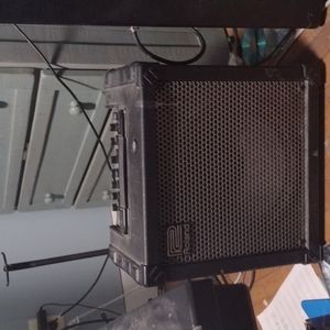 Electric guitar amplifier